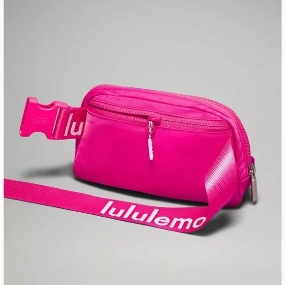 NWT SONIC PINK AND WHITE LULULEMON BELT BAG - Picture 3 of 5